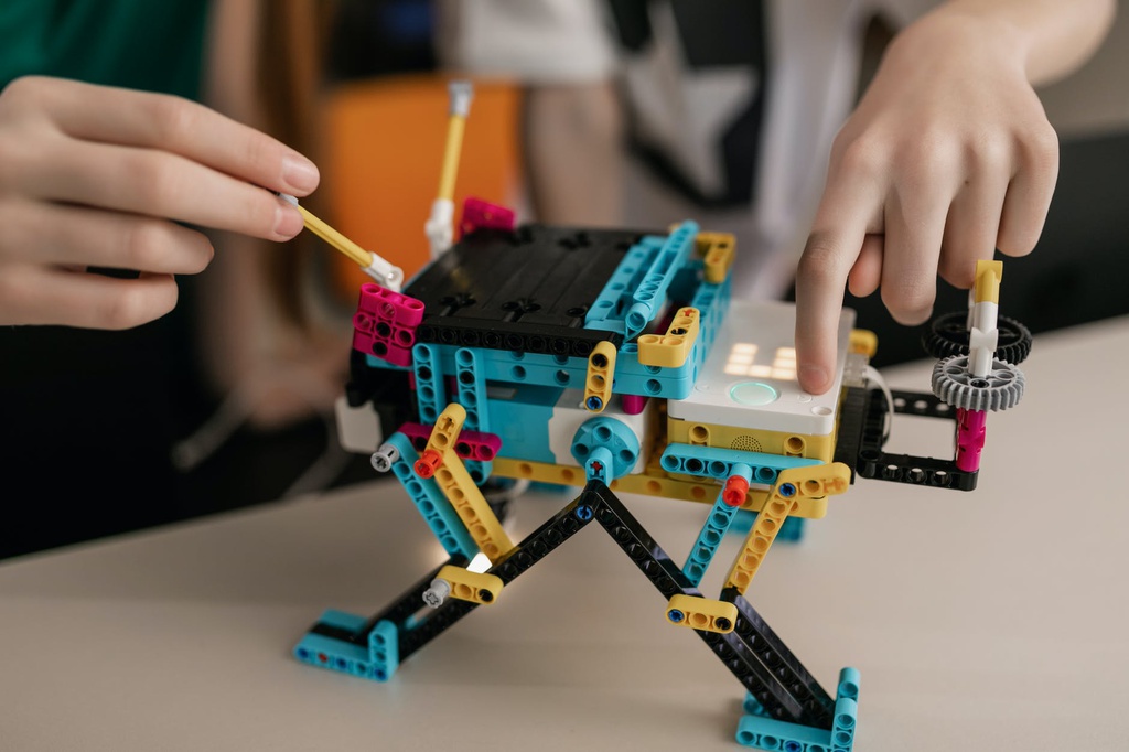 Actividades de robótica educativa y Lego WeDo